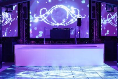 The Benefits of a Professional Dance Floor